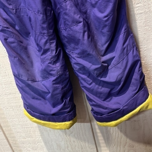 Lands’ End Grow Along snowbibs - Picture 3 of 7